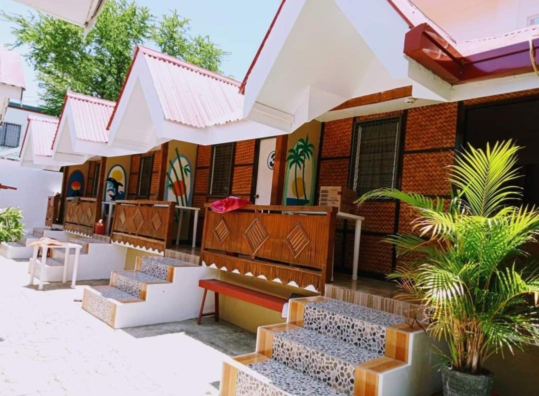 Sandstorm Lodge And Cafe Puerto Galera Exterior foto