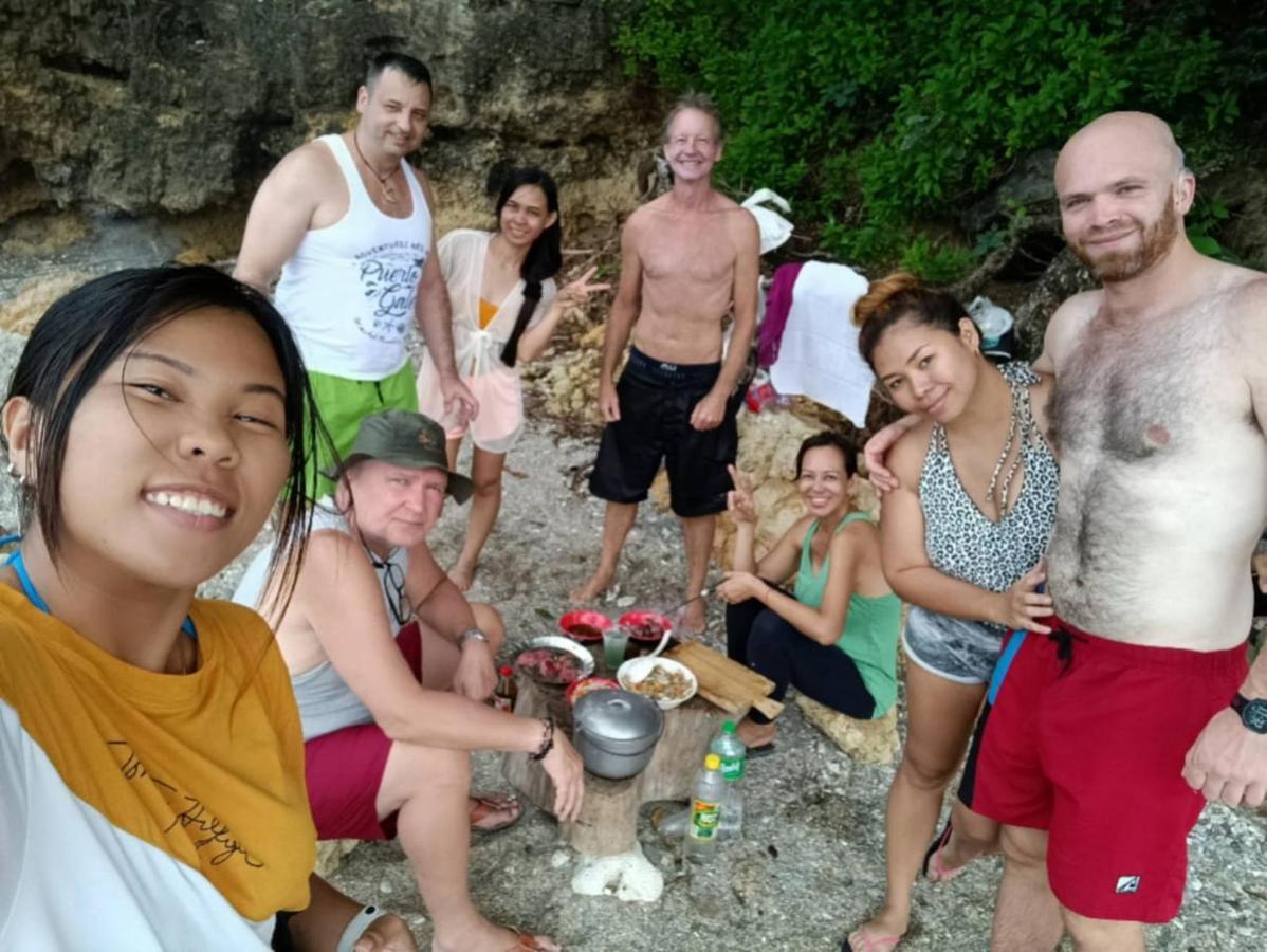 Sandstorm Lodge And Cafe Puerto Galera Exterior foto